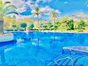 BENALBEACH GARDEN